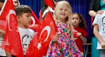 Seferihisar'da 23 Nisan coşkusu erken başladı