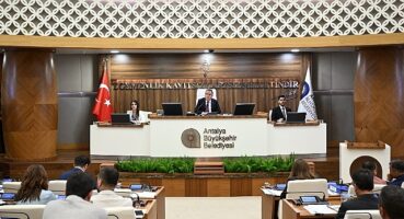 Antalya Büyükşehir ve ASAT’ın 2023 mali yılı kesin hesapları oy birliğiyle kabul edildi