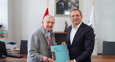 Koç Holding Yönetim Kurulu Onursal Başkanı M. Rahmi Koç’tan Başkan Mesut Ergin’e ziyaret