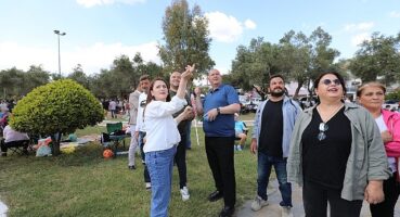 Menderes Semaları Rengarenk Oldu