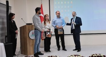 Nevşehir Belediyesi Kadın ve Aile Hizmetleri Müdürlüğü tarafından ‘Aile ve Ailenin Önemi’ konulu konferans düzenlendi