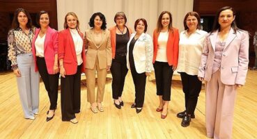 zmir’in 8 kadın belediye başkanı Medyascope Haber Müdürü Göksel Göksu’nun sorularını yanıtladı