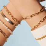 Kombinlerinizi Tamamlayan En Şık Detay Bileklik